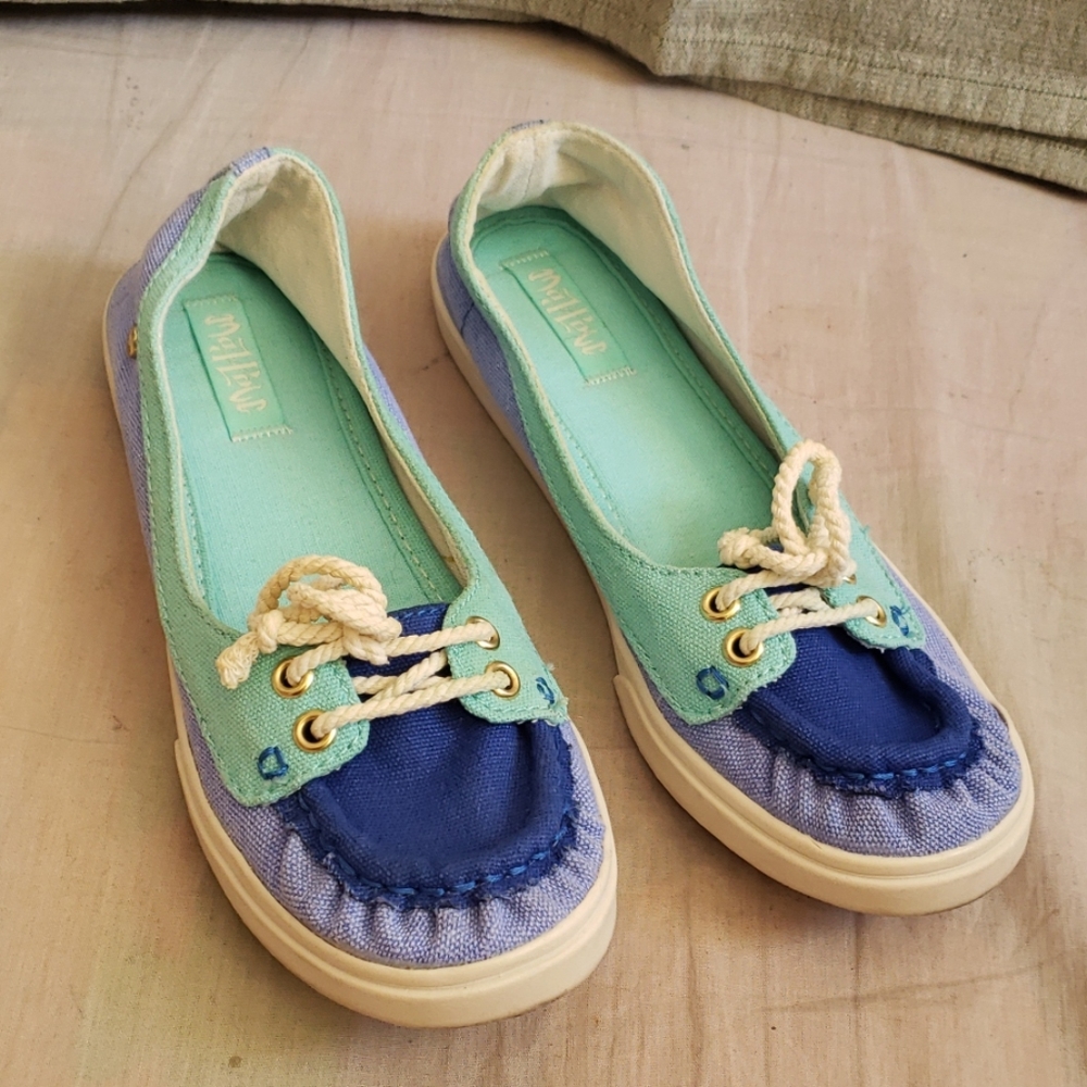 Mal love Flat Shoes Size 7 Canvas Slip-on Blue